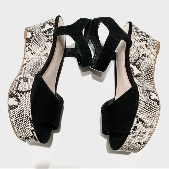 ANDRE ANIMAL PRINT SUEDE PLATFORM SANDALS - Picture 4 of 16